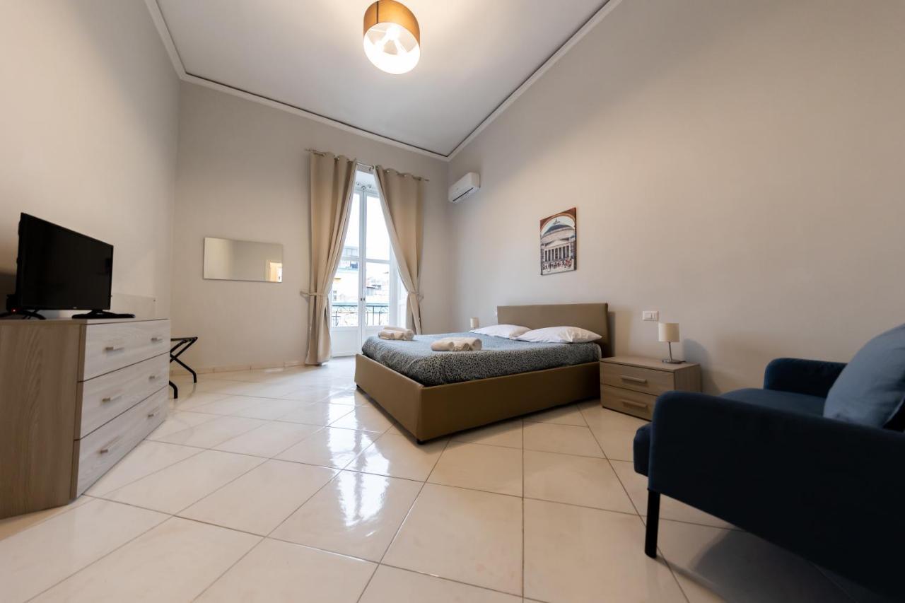 A Casa Di Titto Guest House Naples Exterior photo