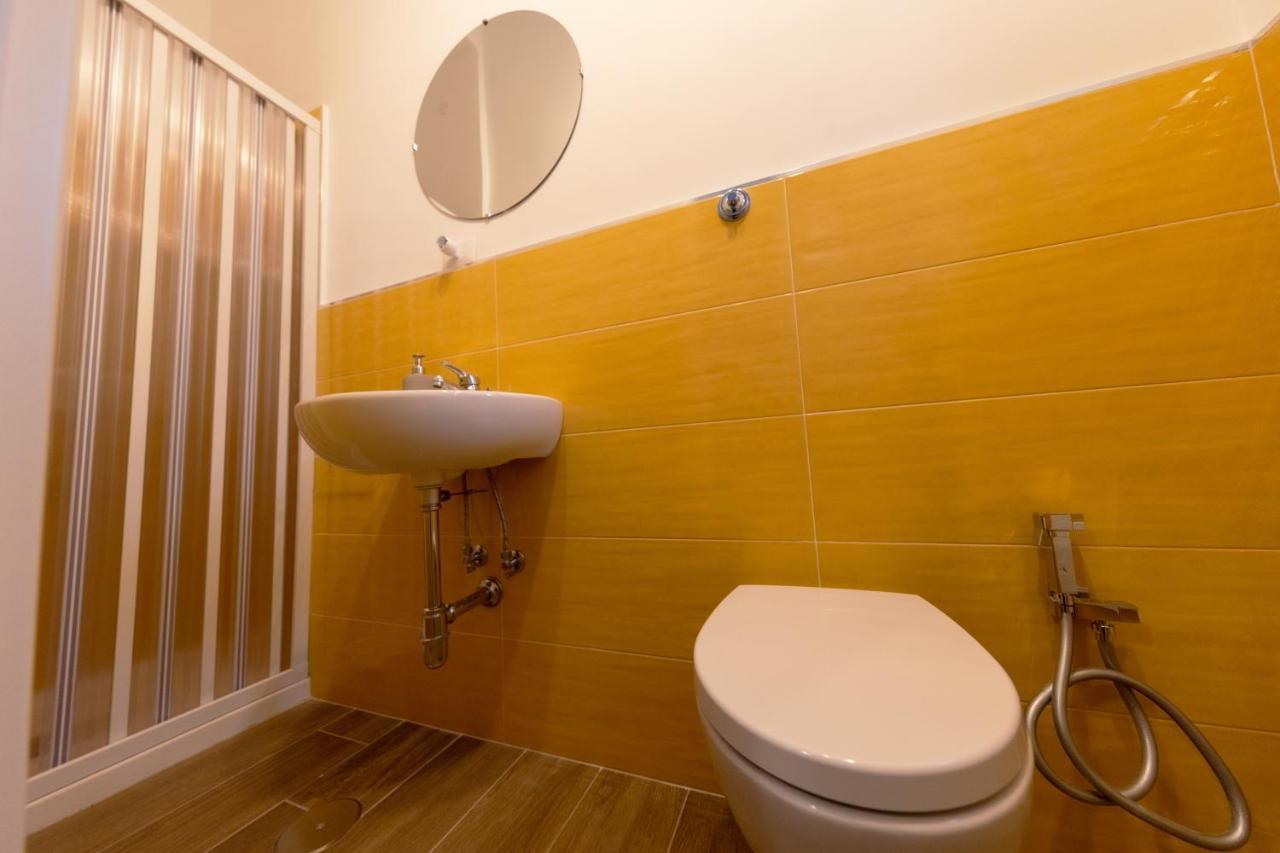 A Casa Di Titto Guest House Naples Exterior photo